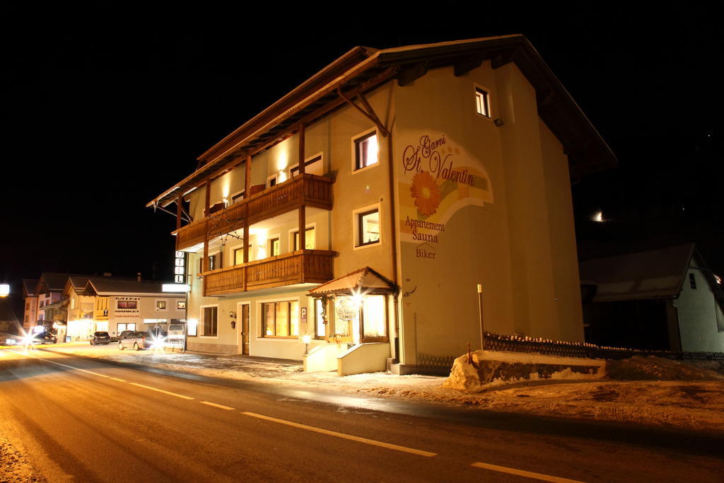 سان فالنتينو أللا موتا Garni Apparthotel St Valentin المظهر الخارجي الصورة